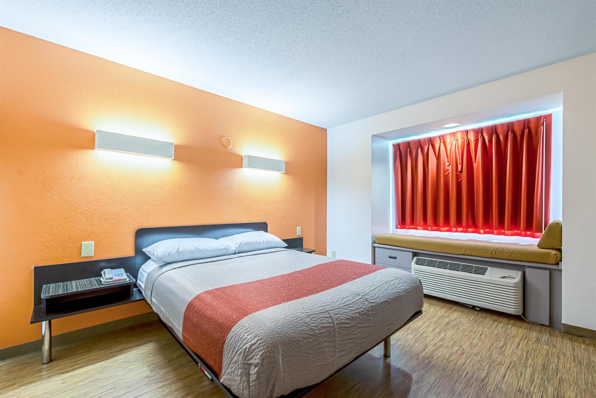 Motel 6 Indianapolis Carmel Zewnętrze zdjęcie
