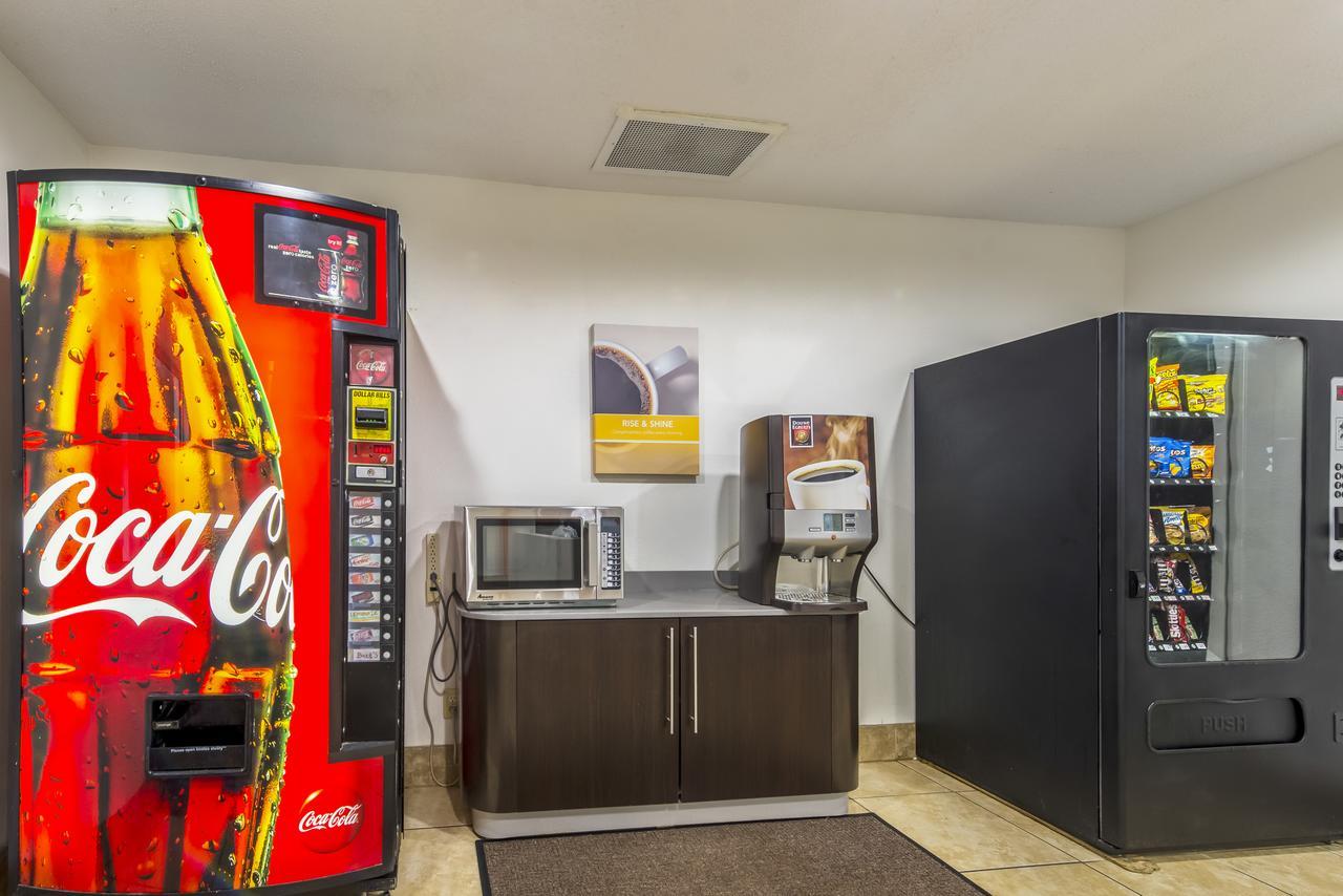 Motel 6 Indianapolis Carmel Zewnętrze zdjęcie